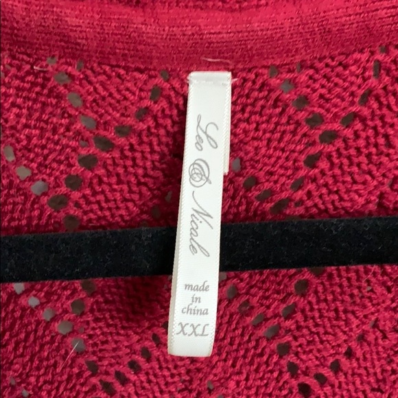 Dark red cardigan sweater - Picture 2 of 3